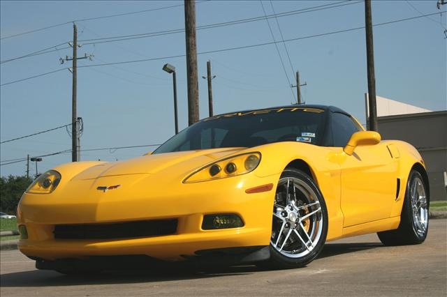 2005 Corvette Coupe Our last Corvette was chosen because Yellow Corvettes
