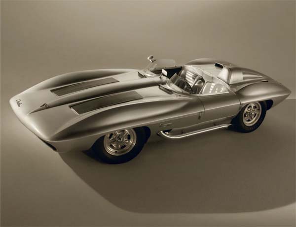 racer and ended up as a GM concept car at the 1961 Chicago Auto Salon