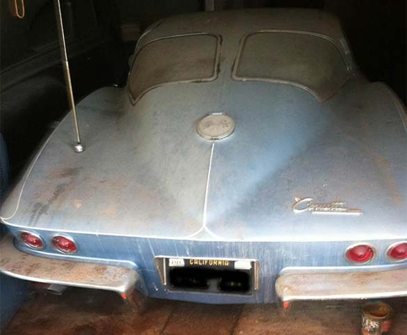 1963 Split-Window Corvette Barn Find Covered in 33 Years of Dust