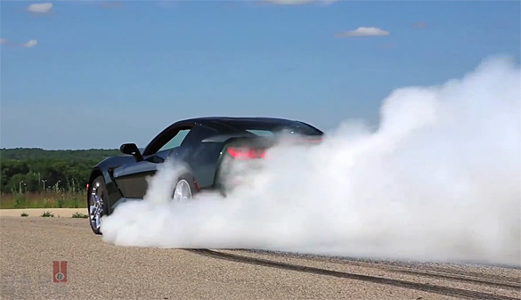 [VIDEO] 2014 Chevrolet Corvette Stingray Burnout with Tony Stewart