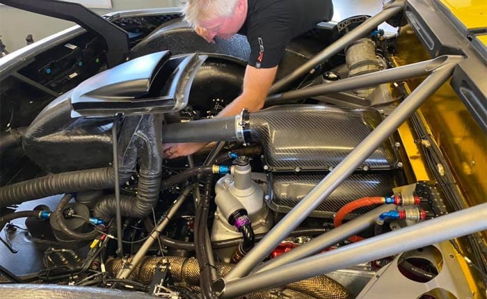 [PIC] First Look at the C8.R's Flat-Plane Crank V8 Engine