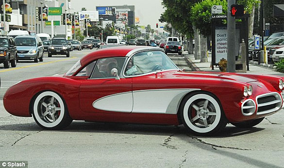 [VIDEO] Black Eyed Peas Will.i.am Takes Custom 1959 Corvette for a Spin