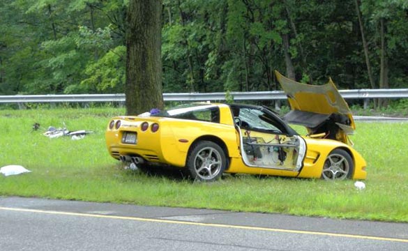 [ACCIDENT] C5 Corvette Hits a Tree in New Jersey