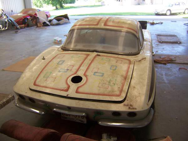 Corvettes on Craigslist: Barn Find 1961 Corvette Fuelie ...