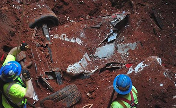 FOUND! The final Corvette has been Located Inside the Corvette Museum's Sinkhole