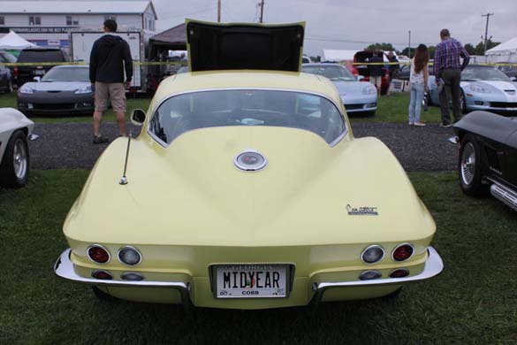 [GALLERY] Midyear Monday Corvettes at Carlisle Edition (37 Corvette photos)