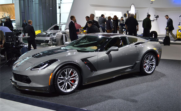 Corvette Z06 Value Recognized by Competitors as SRT Viper Price is Slashed by $15K