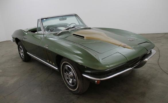 Corvettes on eBay: Barn Find 1966 Corvette Big Block Convertible