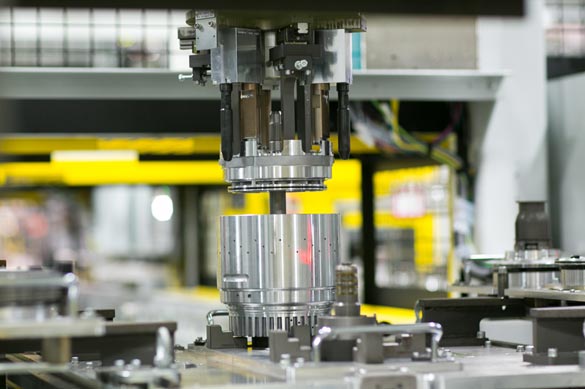 Chevrolet Corvette Powertrain: Performance Starting on the Plant Floor