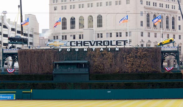 [PIC] Chevrolet Hoists a Corvette Z06 and Silverado above Detroit's Comerica Park Baseball Field 
