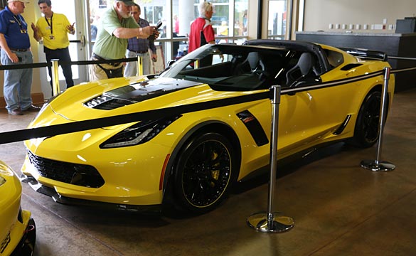 [PICS] Chevrolet Pays Respect to Corvette Racing with the 2016 Corvette Z06 C7.R Edition