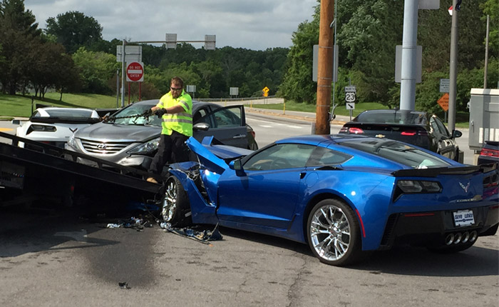 [ACCIDENT] Driver Suffers Medical Seizure and Crashes into Two Corvette Z06s