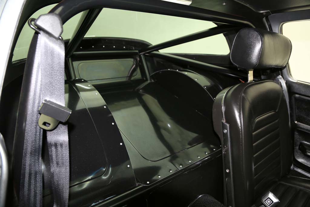 Carrera Evolution 27524 – Chevrolet Corvette Stingray N°8 Sebring 1967 – Neuve
