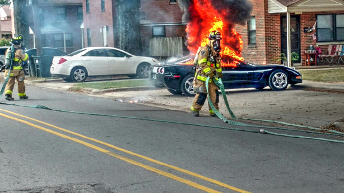 [ACCIDENT] Firefighters Respond to C5 Corvette Fire in Alabama