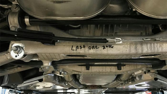 [PIC] Corvette Factory Workers Celebrate End of 2016 with a Message