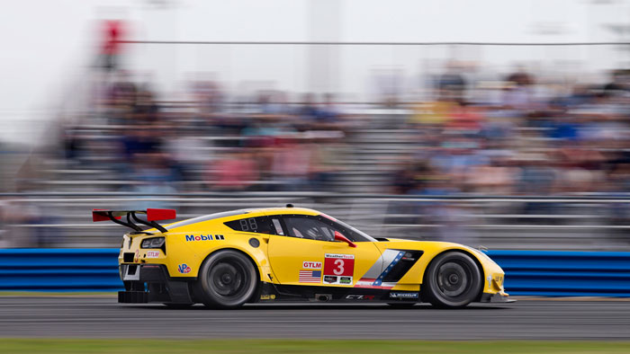 Corvette Racing at Daytona: Roar Before the 24 Test Program Complete