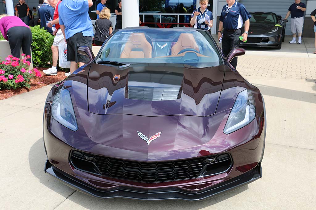 Pics 2017 Corvette Grand Sport Convertible In Black Rose Metallic Corvette Sales News Lifestyle