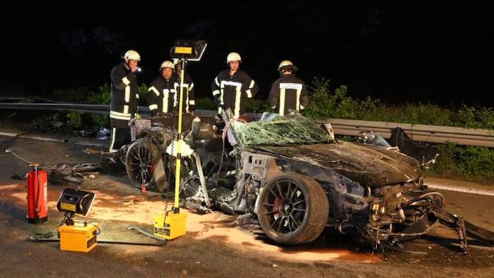 [ACCIDENT] Truck Causes Corvette Crash on the A3 Autobahn in Germany