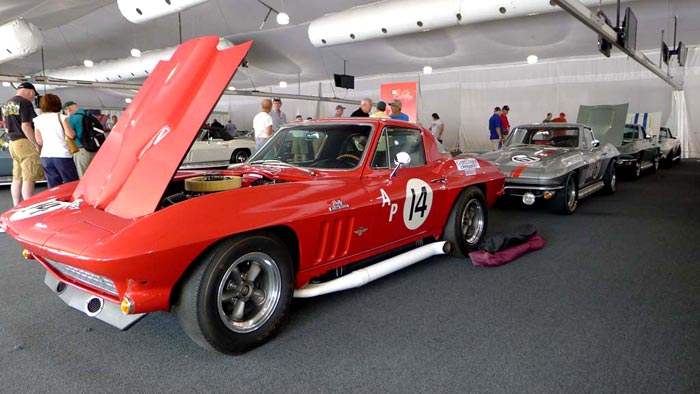 [GALLERY] The 2016 Gold Collection Celebrates the 1966 Corvette Sting Ray
