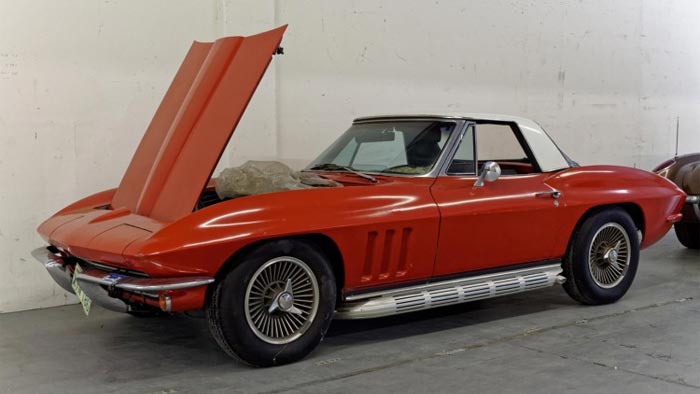[VIDEO] Two Barn Find Corvettes Sold at Reno's Hot August Nights Auction