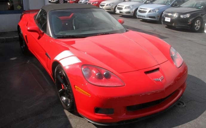 Cool Doctor Arranges a Weekend Corvette Drive for a Patient Diagnosed with Lung Cancer