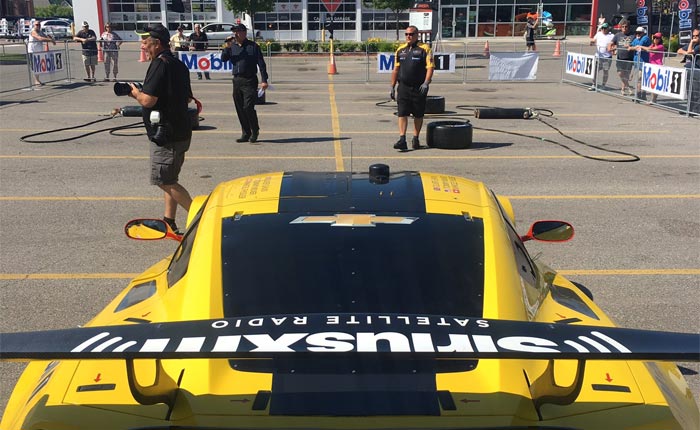 [VIDEO] Ron Fellows and Corvette Racing's Pit Crew Demonstration at RaceFest