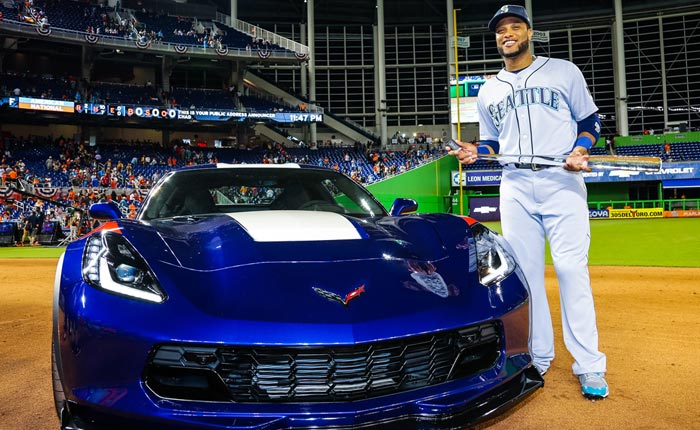 [PICS] Chevrolet Rewards 2017 MLB All-Star MVP Robinson Canó with a Corvette Grand Sport