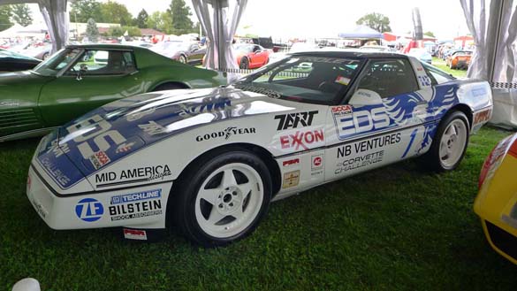 
[PICS] NCRS Gallery XVII at Corvettes at Carlisle