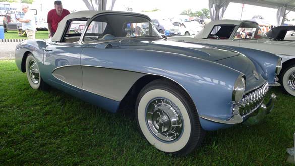 
[PICS] NCRS Gallery XVII at Corvettes at Carlisle