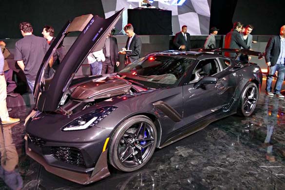 Reveal of the 2019 Corvette ZR1 Convertible from Los Angeles