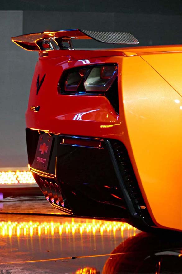 Reveal of the 2019 Corvette ZR1 Convertible from Los Angeles