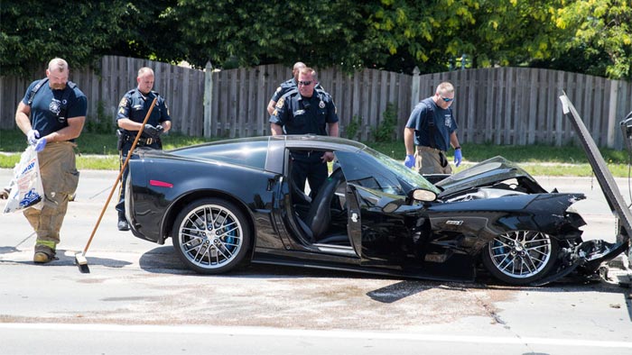 [ACCIDENT] Corvette ZR1 Driver Leads Police on Chase before Crashing into Two Vehicles