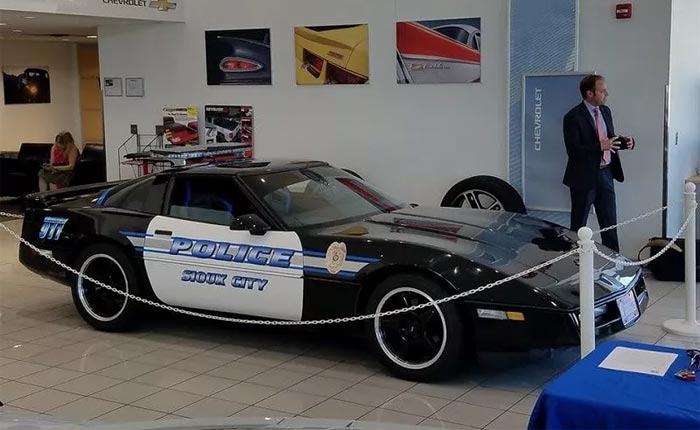 Sioux City Police Officers Restore Department's 1986 DARE Corvette 