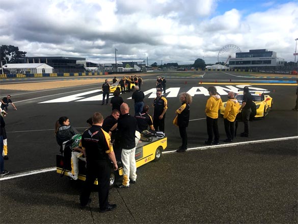 [PICS] Corvette Racing Continues Le Mans Tradition with the Official Team Photo