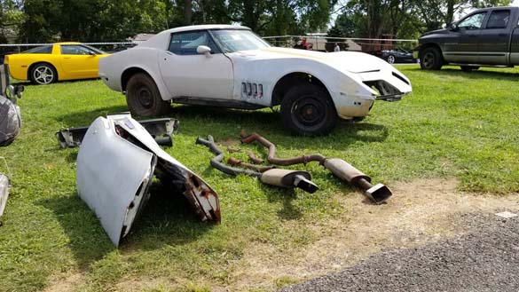 The Barn Finds and Project Cars of Corvettes at Carlisle
