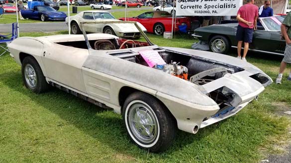 The Barn Finds and Project Cars of Corvettes at Carlisle