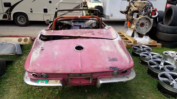 The Barn Finds and Project Cars of Corvettes at Carlisle