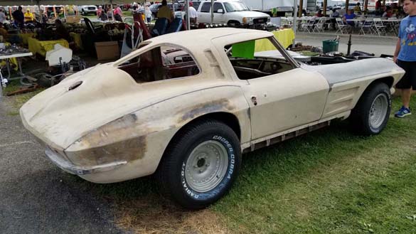 The Barn Finds and Project Cars of Corvettes at Carlisle