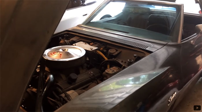 [VIDEO] 1969 Corvette Owner Explains How He Gets a Free Car Battery for Life