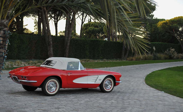 1961 Corvette With Twenty Hollywood 'A-List' Autographs Set for Bonhams' Paris Auction