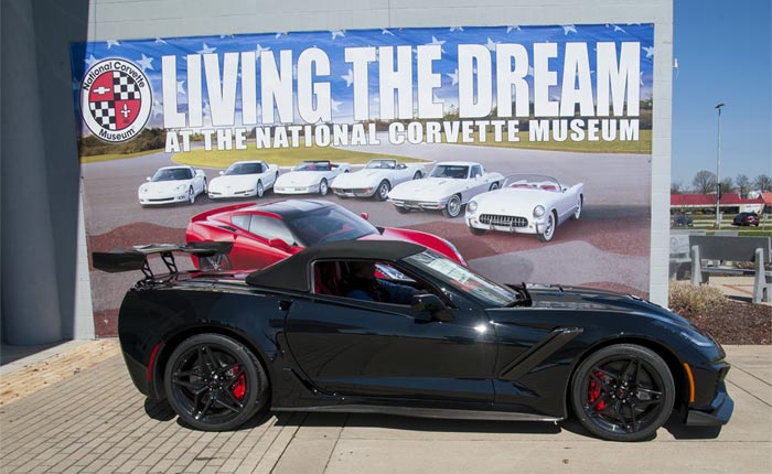[VIDEO] Rick Hendrick Takes Photos With the First 2019 Corvette ZR1