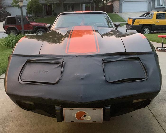 Feelin' Dangerous: Cleveland Browns Fan Gives His 1979 Corvette a Makeover