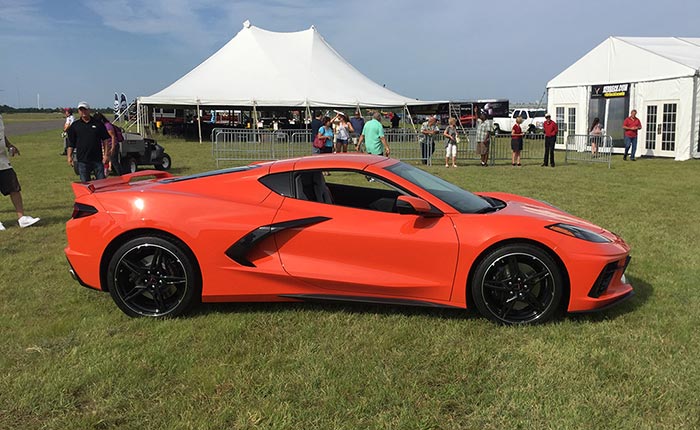 [VIDEO] The C8 Corvette's Front End Lift in Action at Kerbeck's East Coast Reveal