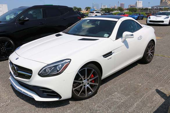 [PICS] The Owners of These Luxury and Exotic Cars Checked Out the New 2020 Corvette at Kerbeck
