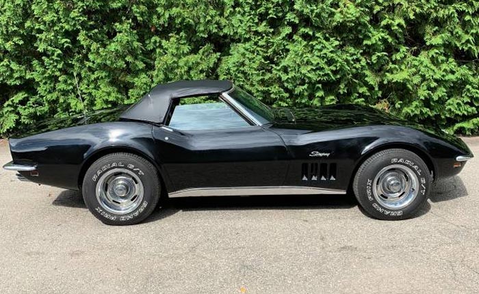 Corvettes on Craigslist: Barn Find Black 1969 Corvette Stingray