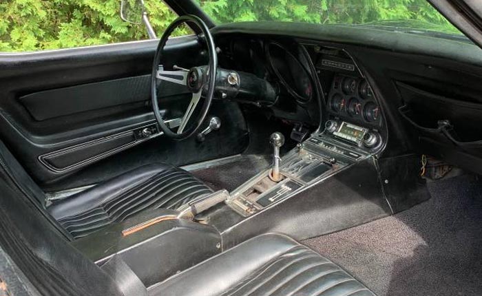 Corvettes on Craigslist: Barn Find Black 1969 Corvette Stingray