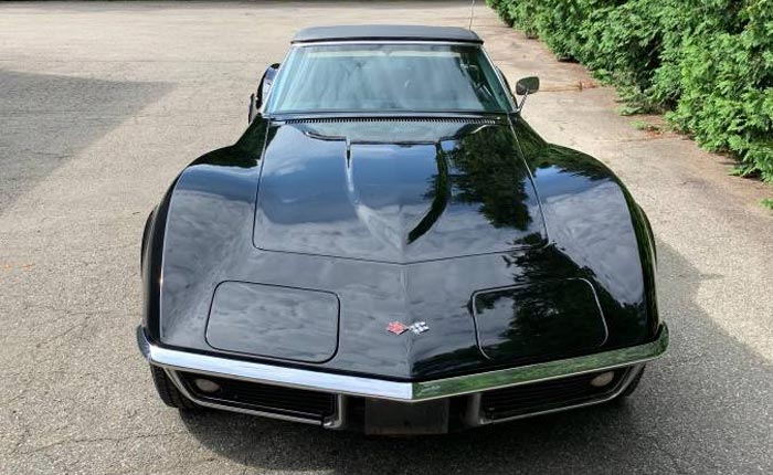 Corvettes on Craigslist: Barn Find Black 1969 Corvette Stingray