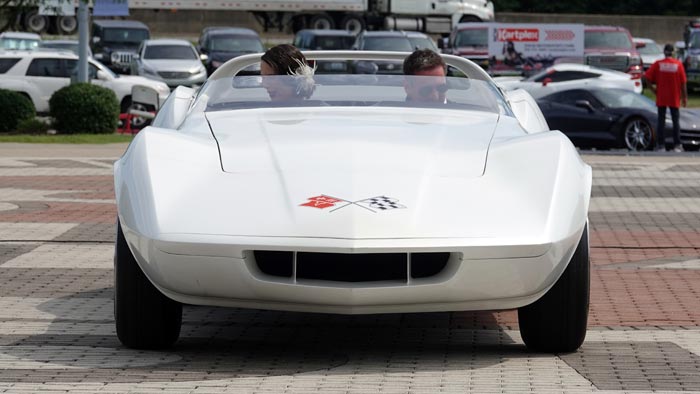 [VIDEO] Catching a Ride in the 1968 Astrovette