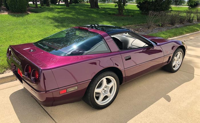 Corvettes for Sale: 1995 Corvette ZR-1 in Dark Purple Metallic