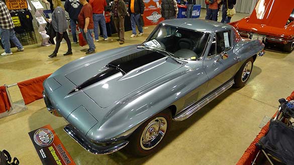 [PICS] Corvettes Shine at the Muscle Car and Corvette Nationals